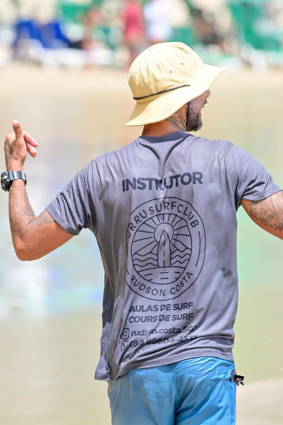 Instrutor da URRU Surf Club